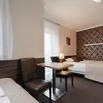33 Blisko Plazy Appart hôtel 3*