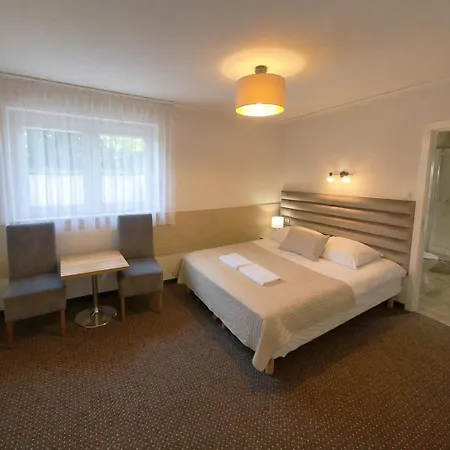 Hotel apartamentowy 33 Blisko Plaży 3*