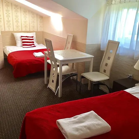 33 Blisko Plazy 3*