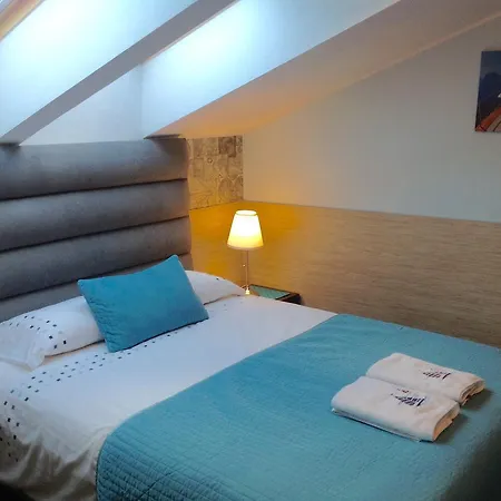 33 Blisko Plazy Aparthotel 3*