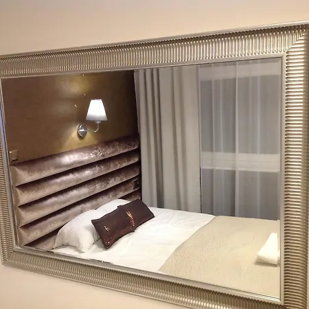 33 Blisko Plazy 3* سوبوت