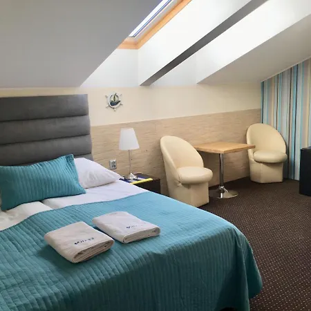 33 Blisko Plazy Apartahotel