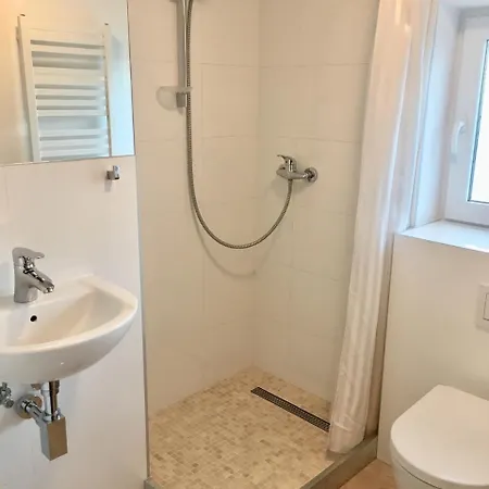 33 Blisko Plazy Apartmanhotel