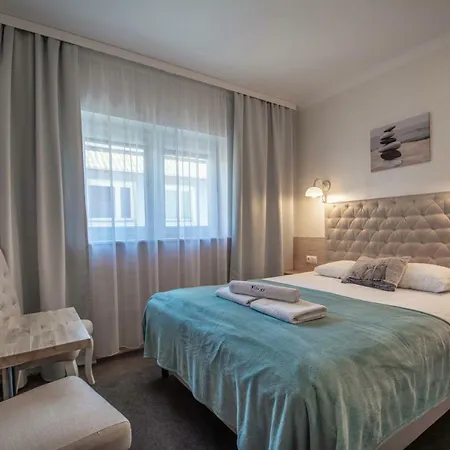 33 Blisko Plaży 3*