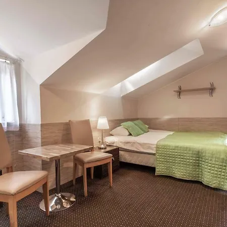 33 Blisko Plazy Aparthotel 3*