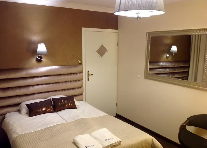 アパートホテル 33 Blisko Plazy 3*