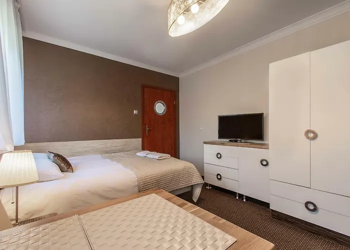 33 Blisko Plazy Апарт-отель 3*